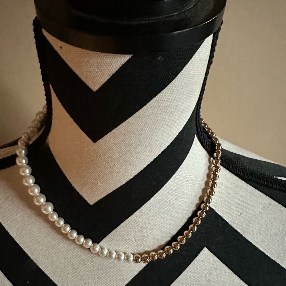 Anna and Ava Pearl and gold ball necklace